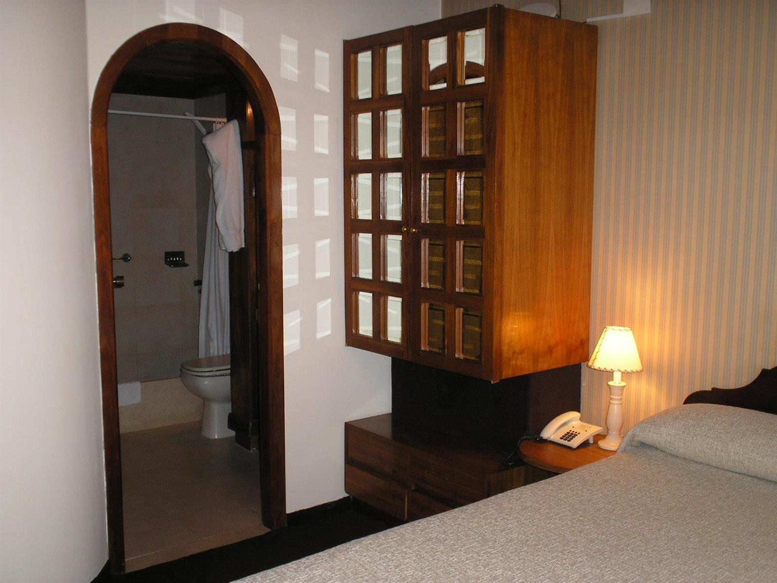 Hotel Posta Carretas Buenos Aires Esterno foto