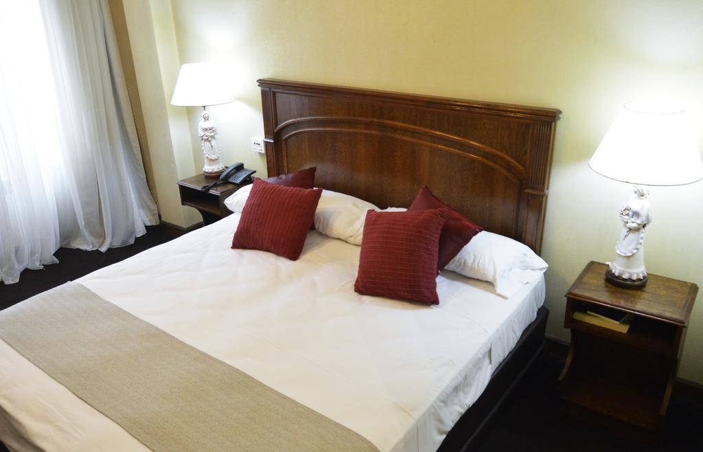 Hotel Posta Carretas Buenos Aires Esterno foto