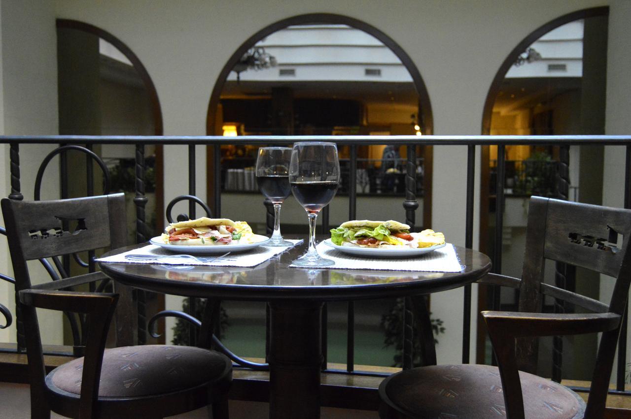 Hotel Posta Carretas Buenos Aires Esterno foto