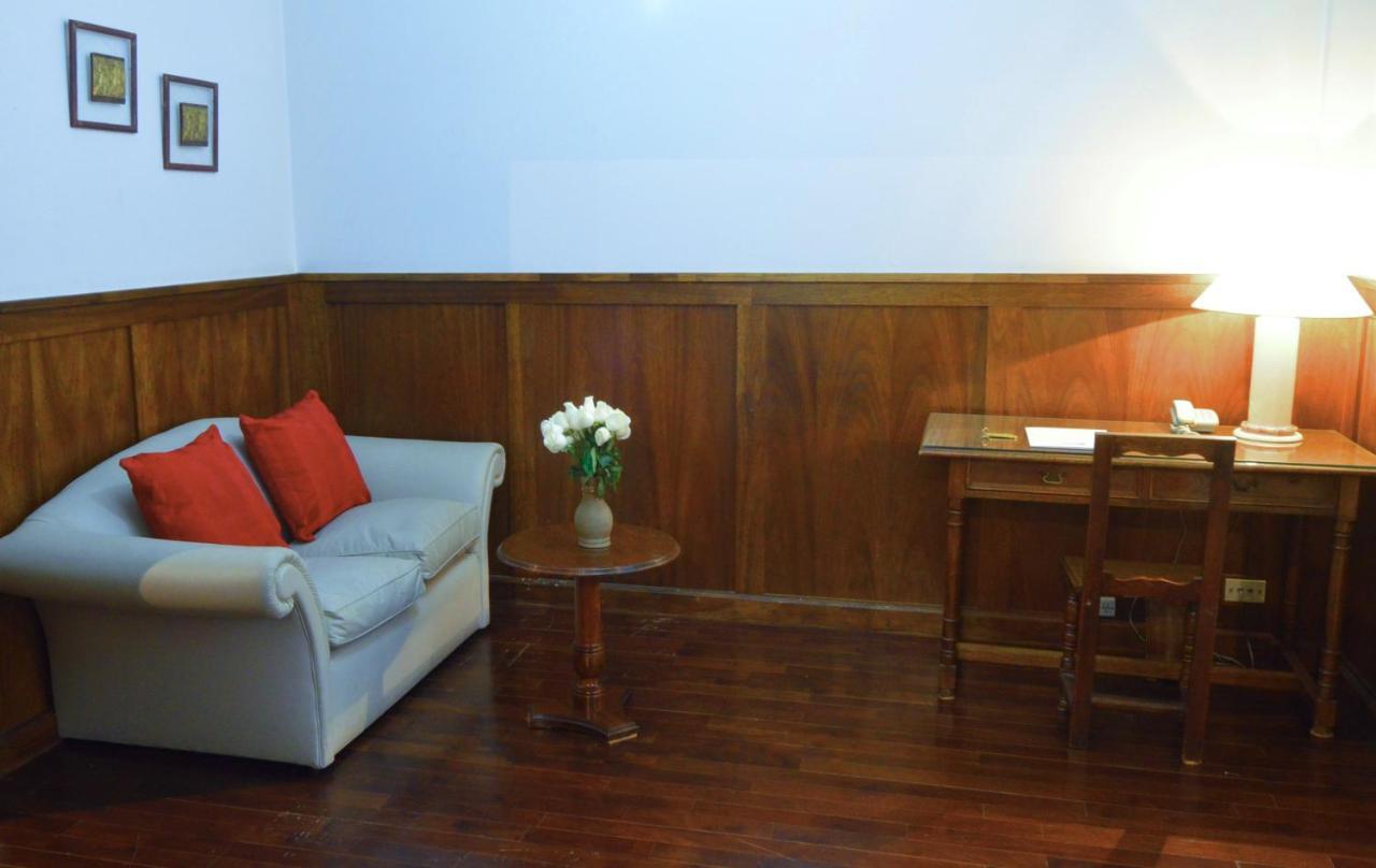 Hotel Posta Carretas Buenos Aires Esterno foto